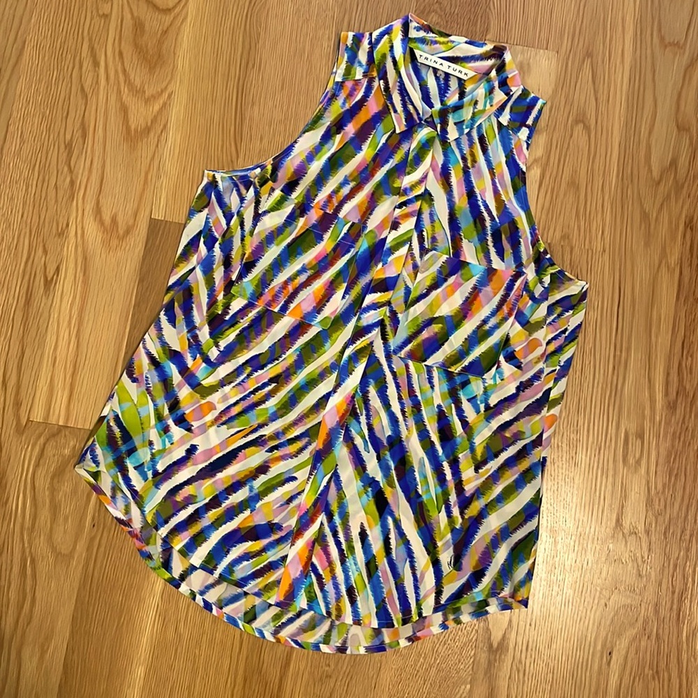 Trina Turk Multicolor 100% SILK Sleeveless TOP with Hidden Buttons EUC Size XS